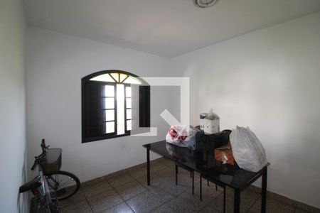 Casa à venda com 260m², 5 quartos e 8 vagasEdícula - Quarto 1