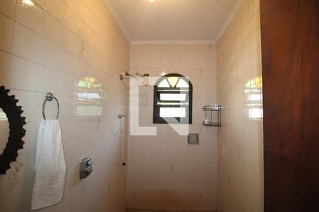 Casa à venda com 260m², 5 quartos e 8 vagasEdícula - Banheiro