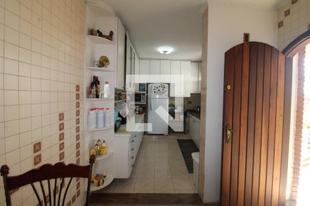 Casa à venda com 260m², 5 quartos e 8 vagasCopa