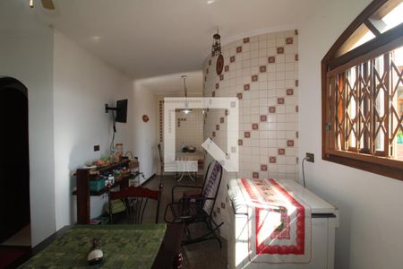 Casa à venda com 260m², 5 quartos e 8 vagasCopa