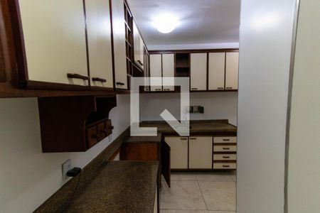 Apartamento à venda com 90m², 3 quartos e sem vagaCozinha