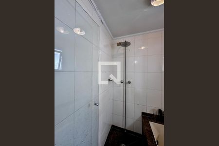 Apartamento à venda com 280m², 3 quartos e 3 vagas Apartamento à venda com 280m², 3 quartos e 3 vagasBanheiro Suíte