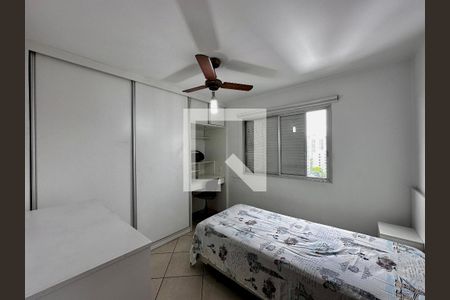 Apartamento à venda com 280m², 3 quartos e 3 vagas Apartamento à venda com 280m², 3 quartos e 3 vagasQuarto 3