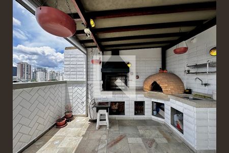 Apartamento à venda com 280m², 3 quartos e 3 vagas Apartamento à venda com 280m², 3 quartos e 3 vagasVaranda com Churrasqueira Superior