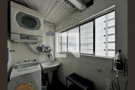 Apartamento à venda com 280m², 3 quartos e 3 vagas Apartamento à venda com 280m², 3 quartos e 3 vagasÁrea de Serviço