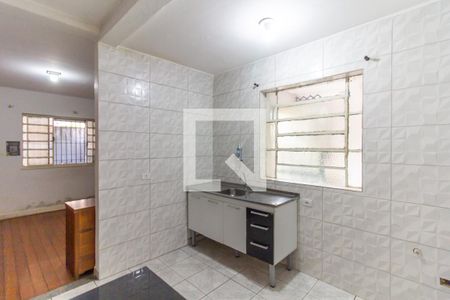 Casa à venda com 150m², 2 quartos e 2 vagas Casa à venda com 150m², 2 quartos e 2 vagasCozinha