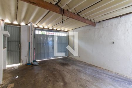 Casa à venda com 150m², 2 quartos e 2 vagas Casa à venda com 150m², 2 quartos e 2 vagasGaragem