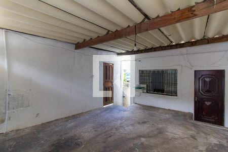 Casa à venda com 150m², 2 quartos e 2 vagas Casa à venda com 150m², 2 quartos e 2 vagasGaragem