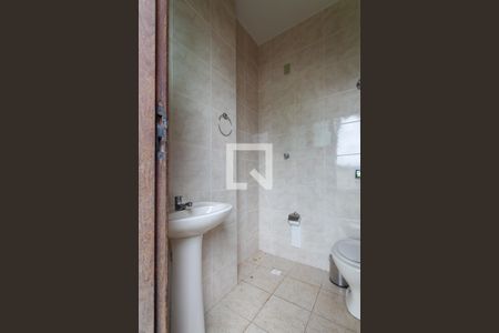 Casa à venda com 450m², 4 quartos e 4 vagas Casa à venda com 450m², 4 quartos e 4 vagasBanheiro Espaço Gourmet