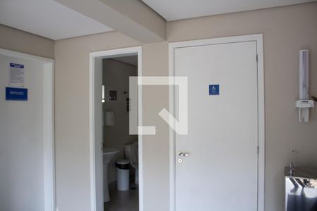 Apartamento à venda com 49m², 2 quartos e 1 vaga Apartamento à venda com 49m², 2 quartos e 1 vagaArea comum - Banheiros sociais