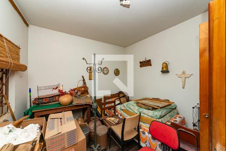 Casa à venda com 450m², 4 quartos e 3 vagas Casa à venda com 450m², 4 quartos e 3 vagasÁrea de Serviço