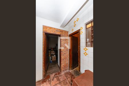 Casa à venda com 450m², 4 quartos e 3 vagas Casa à venda com 450m², 4 quartos e 3 vagasÁrea de Serviço