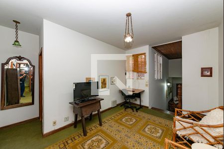 Casa à venda com 450m², 4 quartos e 3 vagas Casa à venda com 450m², 4 quartos e 3 vagasSala 4