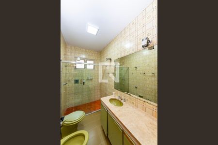 Casa à venda com 450m², 4 quartos e 3 vagas Casa à venda com 450m², 4 quartos e 3 vagasBanheiro Social 1