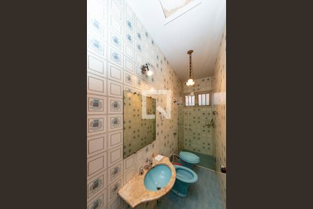 Casa à venda com 450m², 4 quartos e 3 vagas Casa à venda com 450m², 4 quartos e 3 vagasBanheiro Social 2