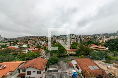 Casa à venda com 450m², 4 quartos e 3 vagas Casa à venda com 450m², 4 quartos e 3 vagasQuarto 3