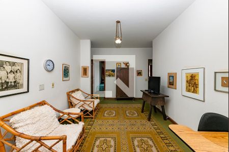 Casa à venda com 450m², 4 quartos e 3 vagas Casa à venda com 450m², 4 quartos e 3 vagasSala 4