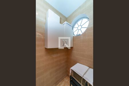 Casa à venda com 450m², 4 quartos e 3 vagas Casa à venda com 450m², 4 quartos e 3 vagasDespensa