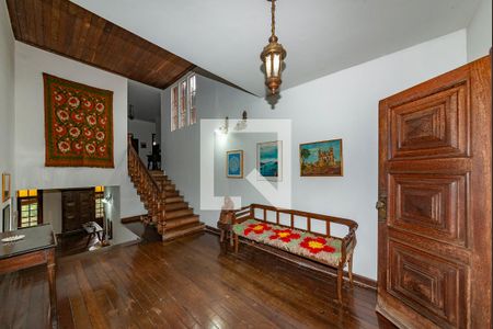 Casa à venda com 450m², 4 quartos e 3 vagas Casa à venda com 450m², 4 quartos e 3 vagasSala 3