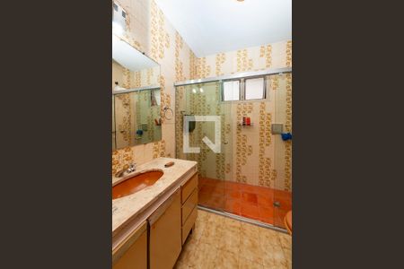 Casa à venda com 450m², 4 quartos e 3 vagas Casa à venda com 450m², 4 quartos e 3 vagasBanheiro da Suíte