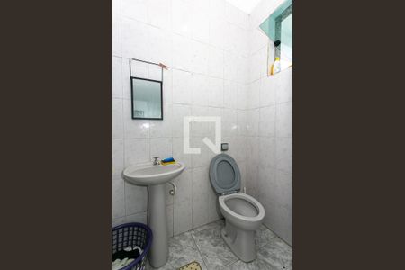 Casa à venda com 85m², 1 quarto e sem vaga Casa à venda com 85m², 1 quarto e sem vagaBanheiro