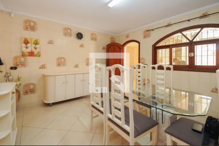 Casa à venda com 388m², 3 quartos e 4 vagasCozinha