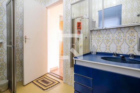 Casa à venda com 254m², 3 quartos e 5 vagasBanheiro 2