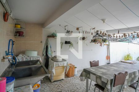 Casa à venda com 254m², 3 quartos e 5 vagasÁrea de serviço