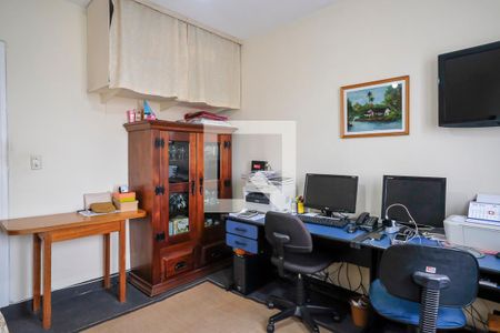 Casa à venda com 254m², 3 quartos e 5 vagasQuarto 2