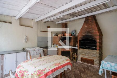 Casa à venda com 254m², 3 quartos e 5 vagasQuintal