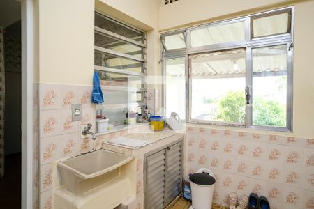 Casa à venda com 254m², 3 quartos e 5 vagasÁrea de serviço