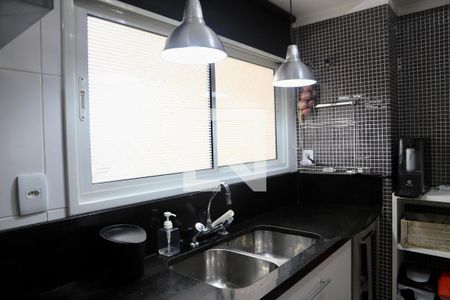 Apartamento à venda com 132m², 3 quartos e 3 vagas Apartamento à venda com 132m², 3 quartos e 3 vagasCozinha