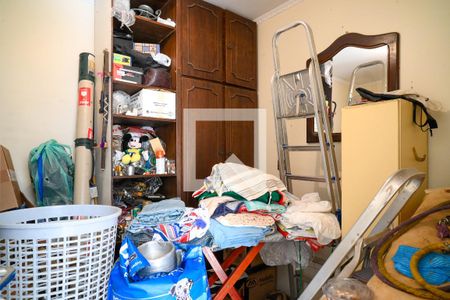 Casa à venda com 210m², 3 quartos e 2 vagasQuarto de Serviço