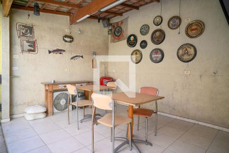 Casa à venda com 210m², 3 quartos e 2 vagasVaranda Gourmet