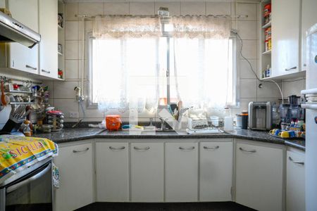 Casa à venda com 210m², 3 quartos e 2 vagasCozinha