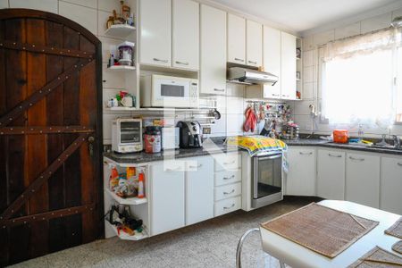 Casa à venda com 210m², 3 quartos e 2 vagasCozinha