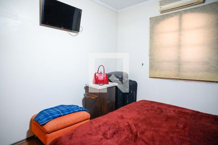 Casa à venda com 210m², 3 quartos e 2 vagasQuarto 3 - Suite