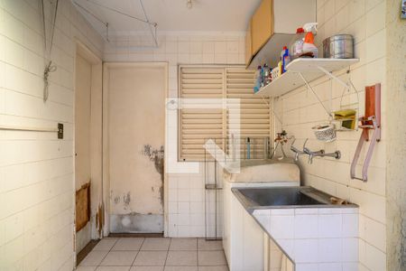 Casa à venda com 210m², 3 quartos e 2 vagasÁrea de Serviço