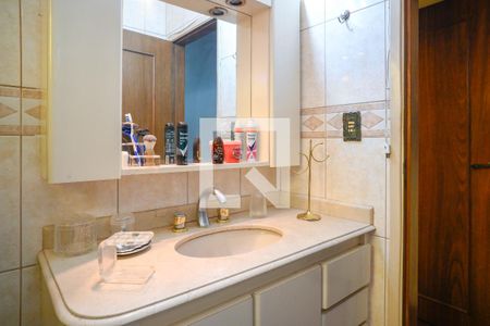 Casa à venda com 210m², 3 quartos e 2 vagasBanheiro da Suite