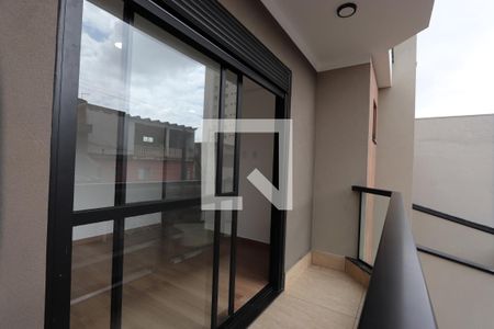 Casa à venda com 155m², 3 quartos e 2 vagasVaranda do Quarto 1