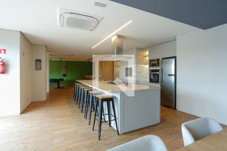 Apartamento à venda com 71m², 3 quartos e 1 vaga Apartamento à venda com 71m², 3 quartos e 1 vagaÁrea comum - Salão de festas
