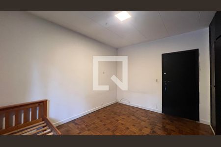 Casa para alugar com 520m², 5 quartos e 6 vagas Casa para alugar com 520m², 5 quartos e 6 vagasQuarto 2