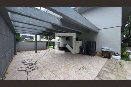 Casa para alugar com 520m², 5 quartos e 6 vagas Casa para alugar com 520m², 5 quartos e 6 vagasGaragem