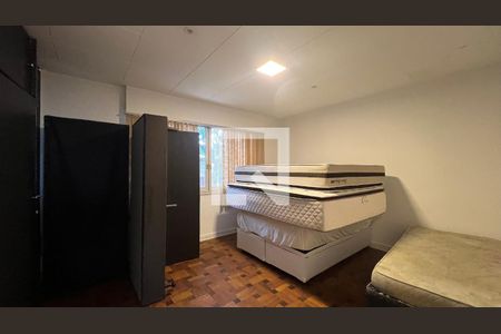 Casa para alugar com 520m², 5 quartos e 6 vagas Casa para alugar com 520m², 5 quartos e 6 vagasQuarto 4
