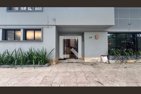 Casa para alugar com 520m², 5 quartos e 6 vagas Casa para alugar com 520m², 5 quartos e 6 vagasFachada