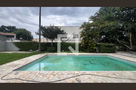 Casa para alugar com 520m², 5 quartos e 6 vagas Casa para alugar com 520m², 5 quartos e 6 vagasPiscina