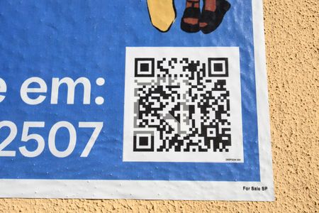 Casa à venda com 300m², 3 quartos e 3 vagasPlaca QR code