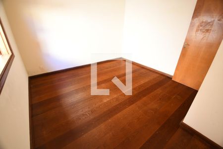 Casa à venda com 300m², 3 quartos e 3 vagasQuarto 2