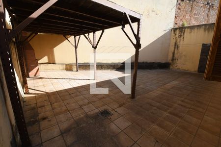 Casa à venda com 300m², 3 quartos e 3 vagasQuintal