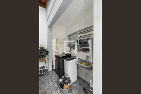 Casa à venda com 109m², 3 quartos e 2 vagasÁrea de Serviço